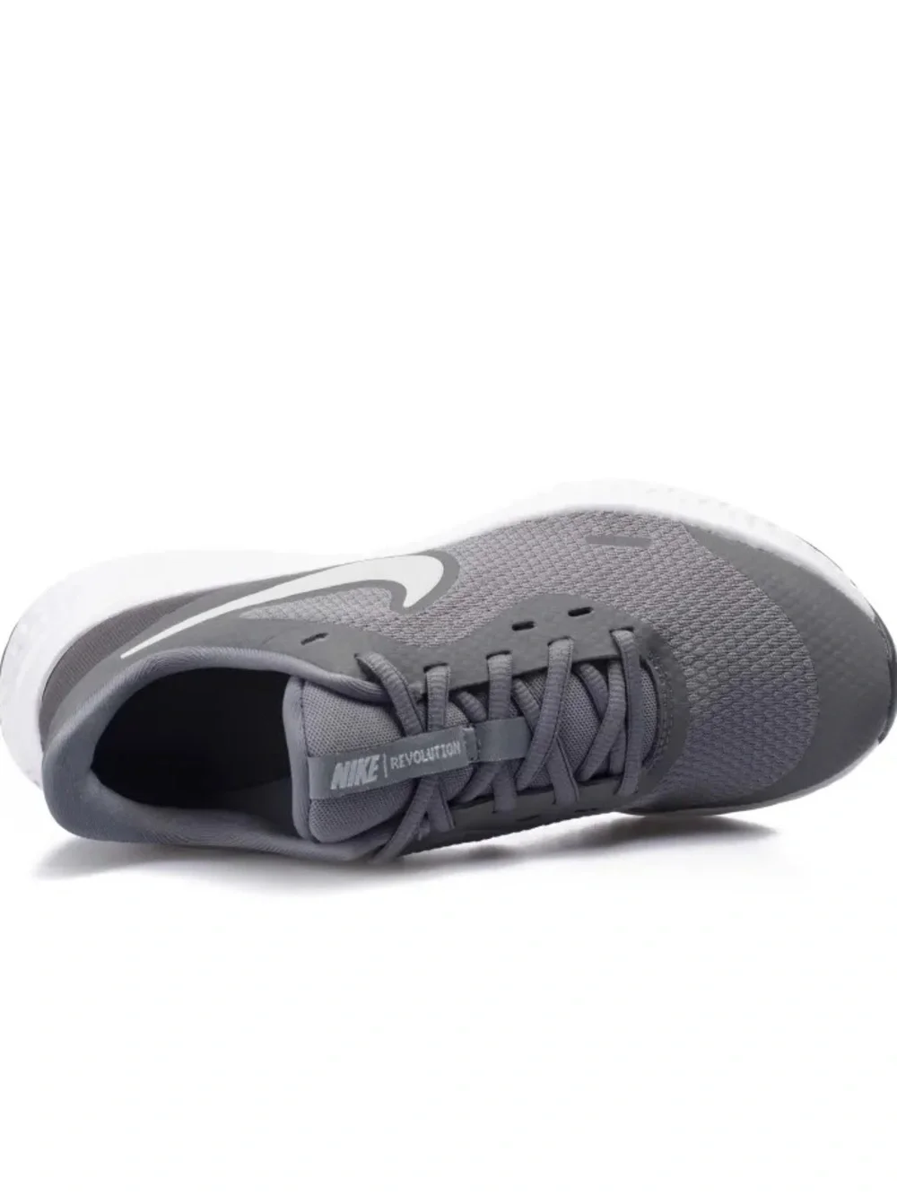 NIKE REVOLUTION 5 BQ5671-004 Grey 7,5 (6Y)